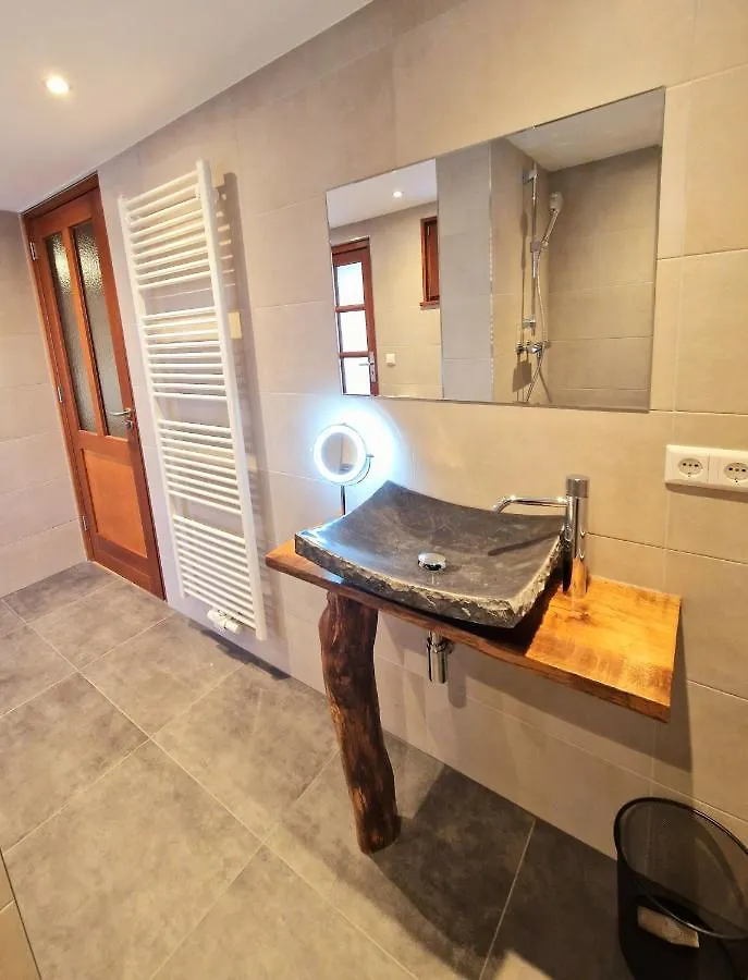 Dağ evi Daffodils Villa Enscherange Lüksemburg
